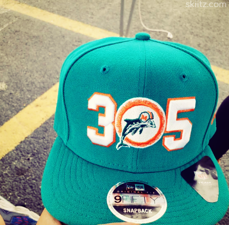Miami Dolphins 305 Snapback - Click Image to Close